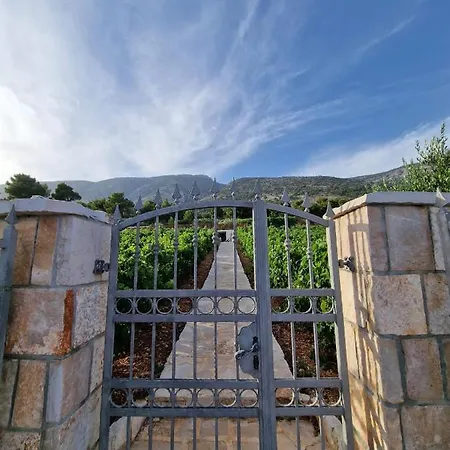 Villa Paola
